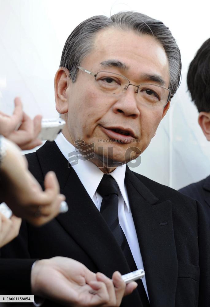 JR West president on 6th anniv. of fatal derailment