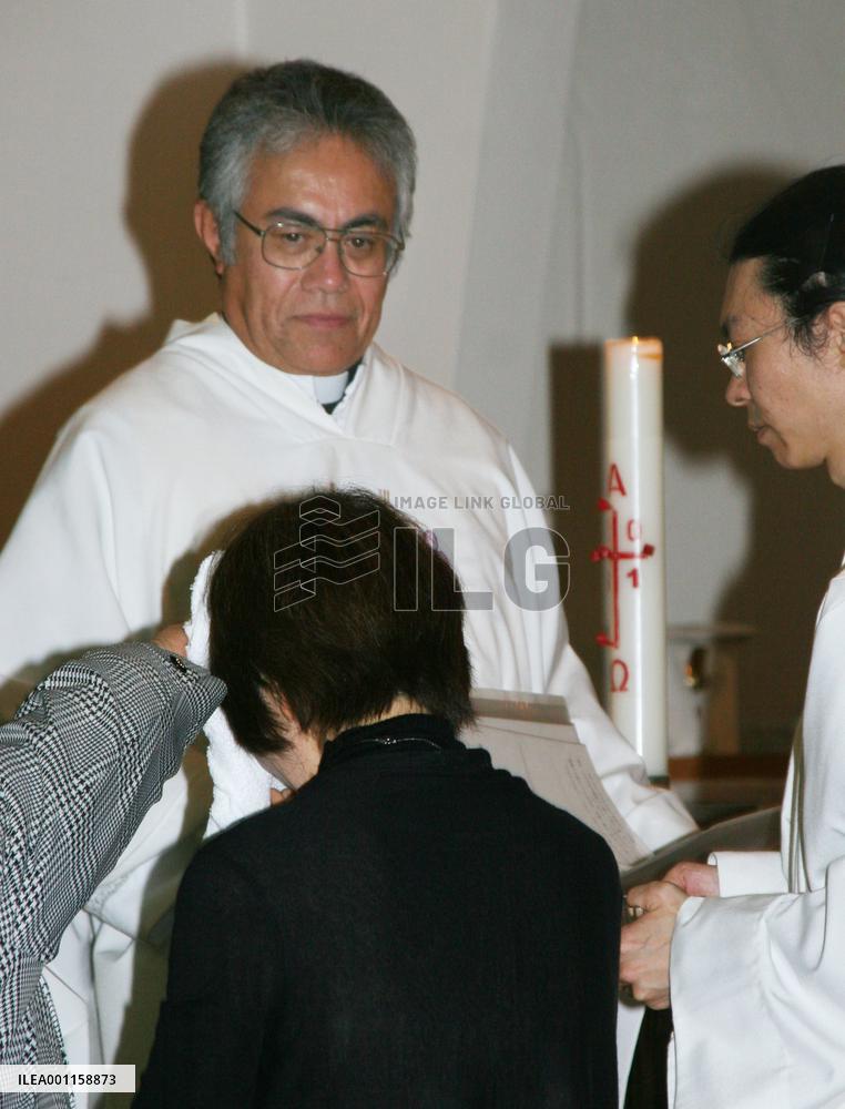 Mexican priest returns to Japan tsunami-hit area