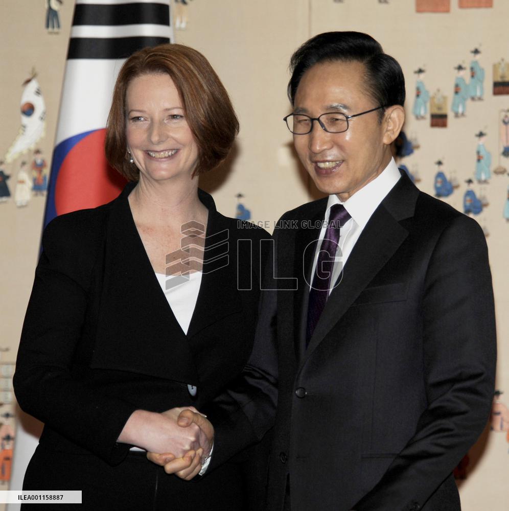 Australian PM in South Korea