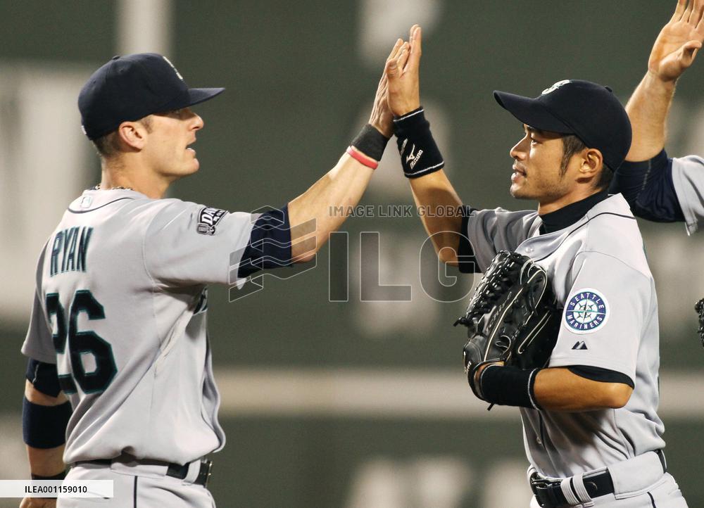 Mariners beats Red Sox