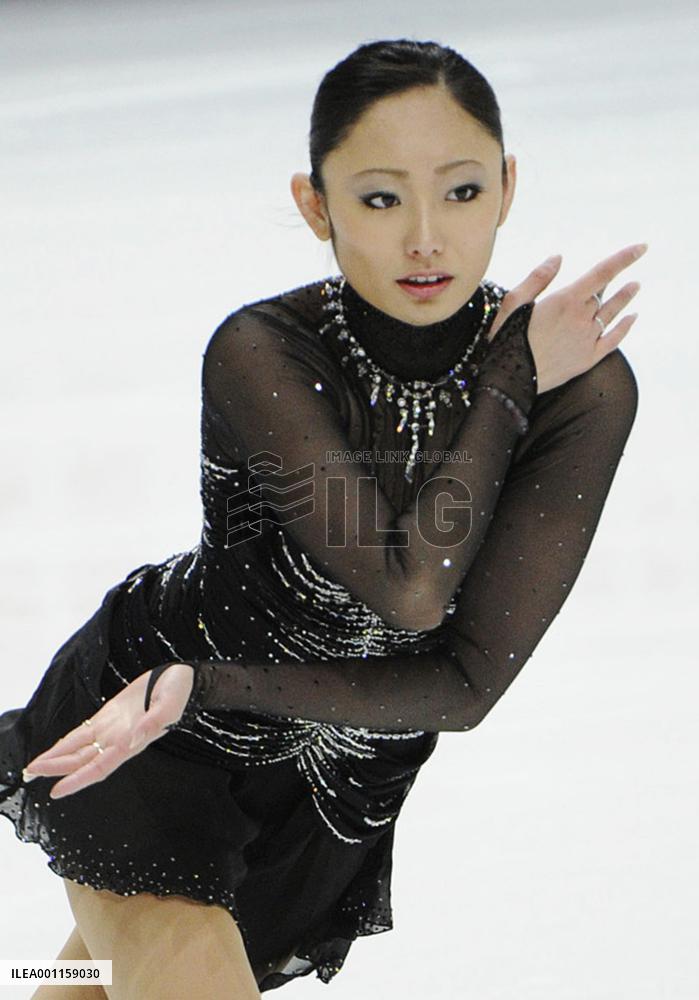 Ando wins world c'ships