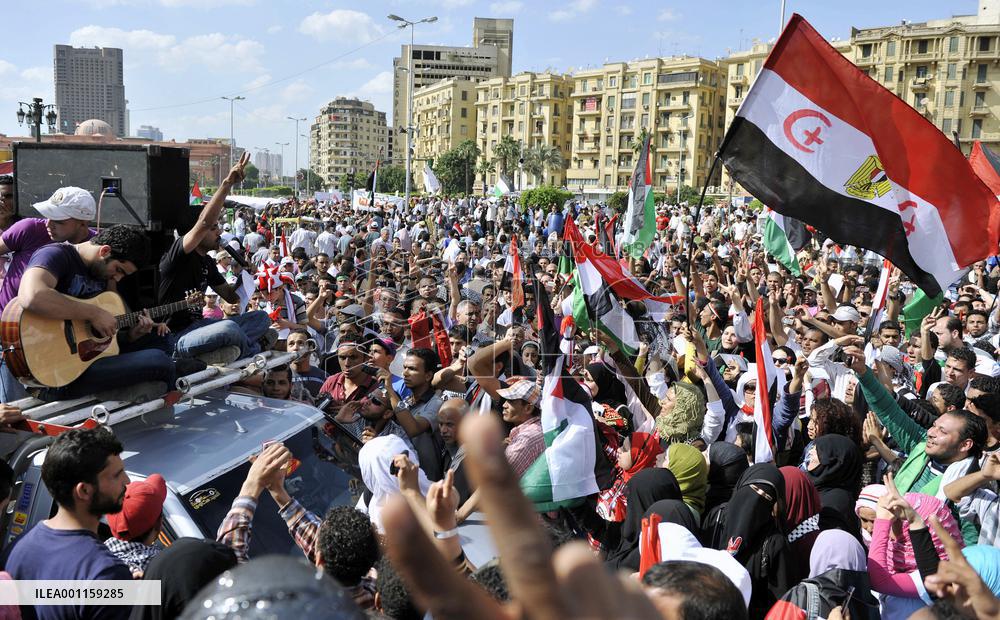 Rally against religious conflict in Cairo