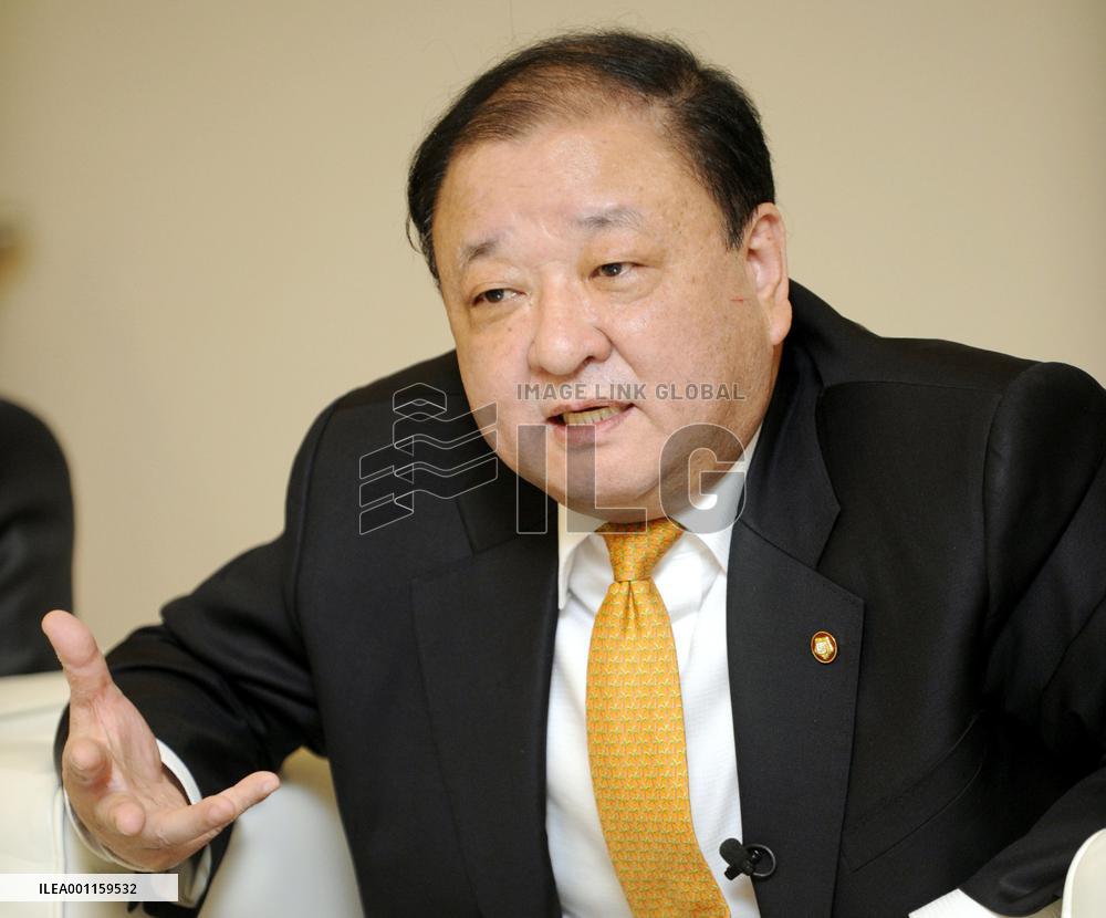 S. Korean lawmakers return from Kunashiri