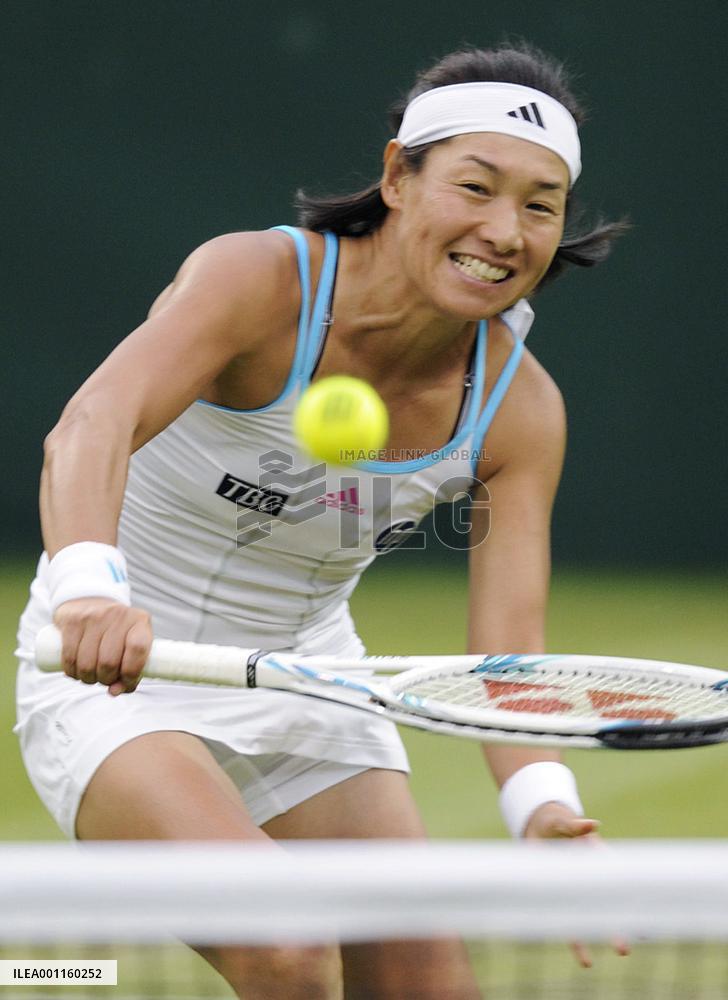 Veteran Date-Krumm defeated at Wimbledon