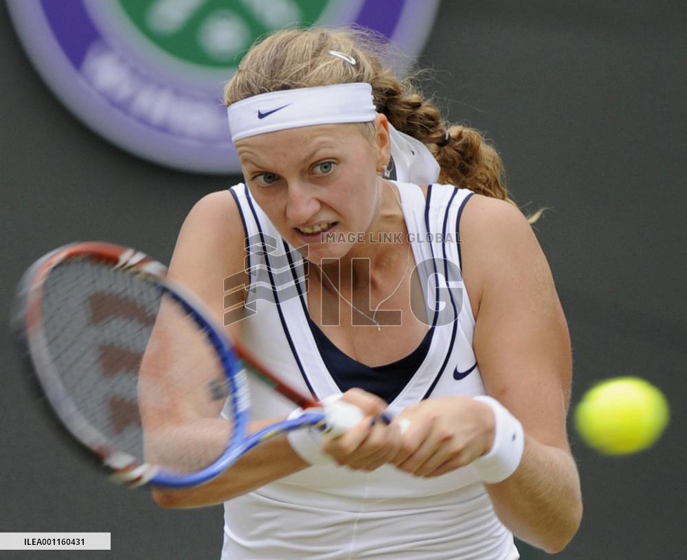 Kvitova advances to Wimbledon semifinals