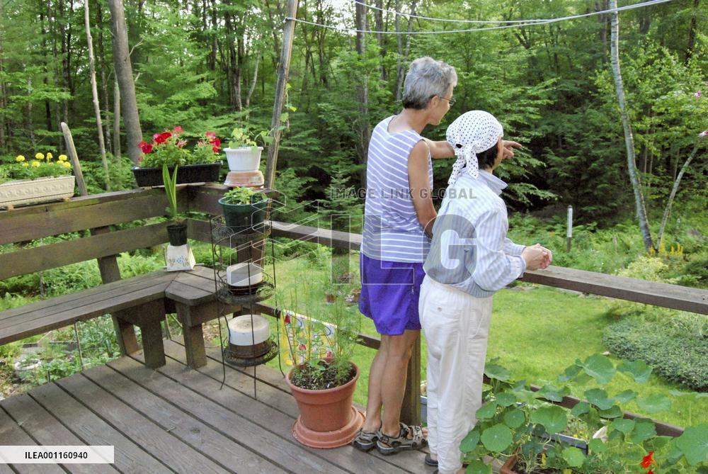 Japanese woman in same-sex partnership struggles for U.S. green card