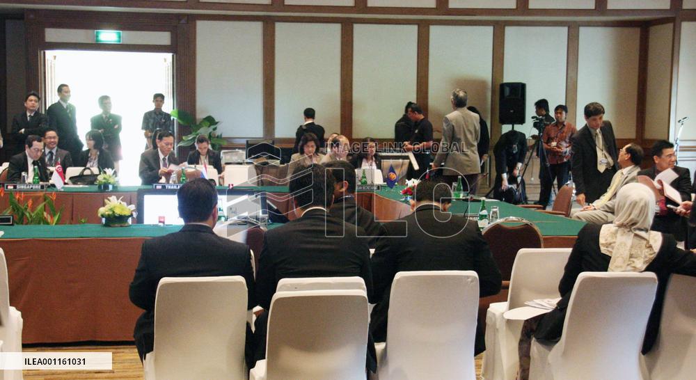 ASEAN, China agree on guidelines over S. China Sea