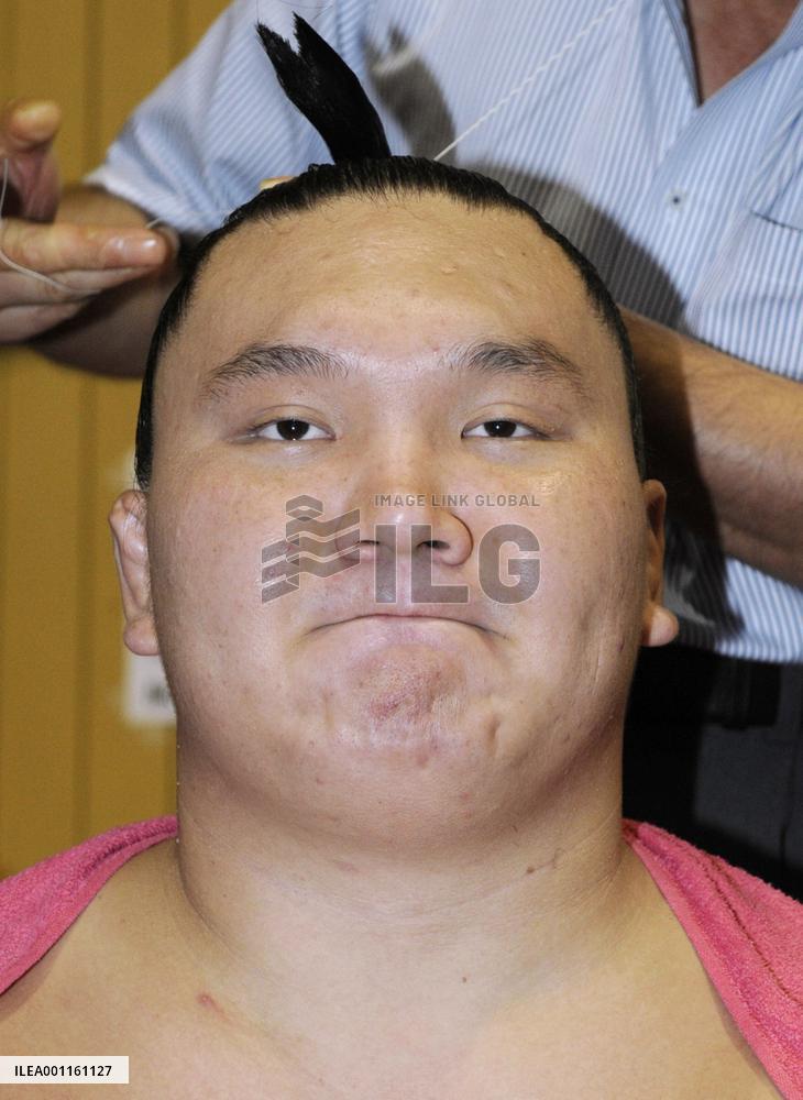 Hakuho after defeat to Harumafuji