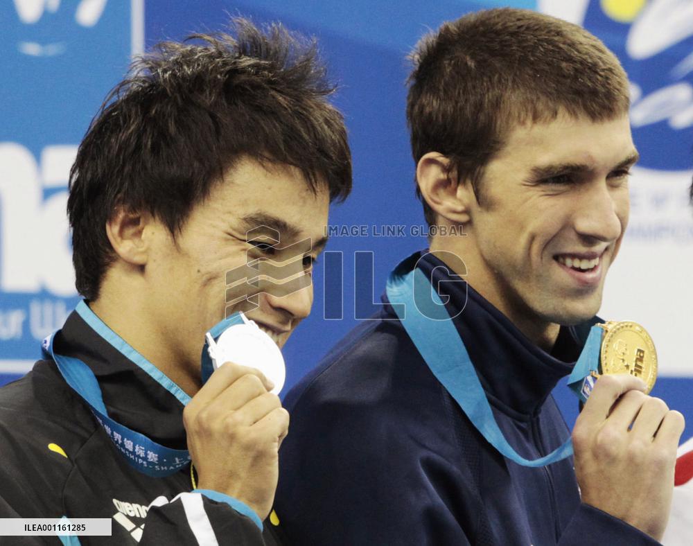 Matsuda wins silver in 200 butterfly at world c'ships