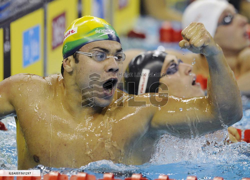 Silva wins 50 breaststroke at world c'ships