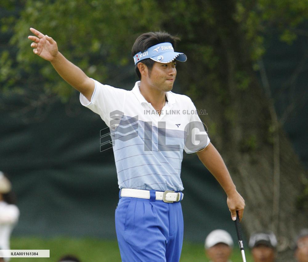 Ikeda sizzles with 64 to take lead at Sun Chlorella