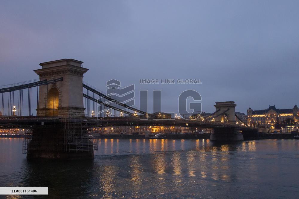 HUNGARY-BUDAPEST-CHAIN BRIDGE-REOPEN