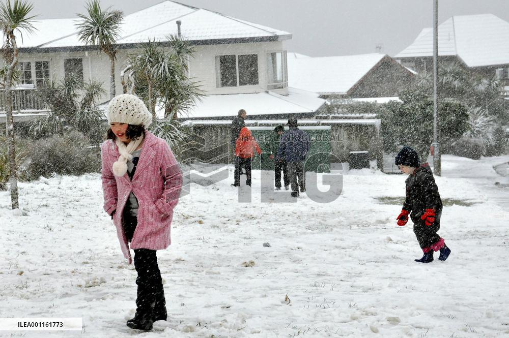 Heavy snow in New Zealand
