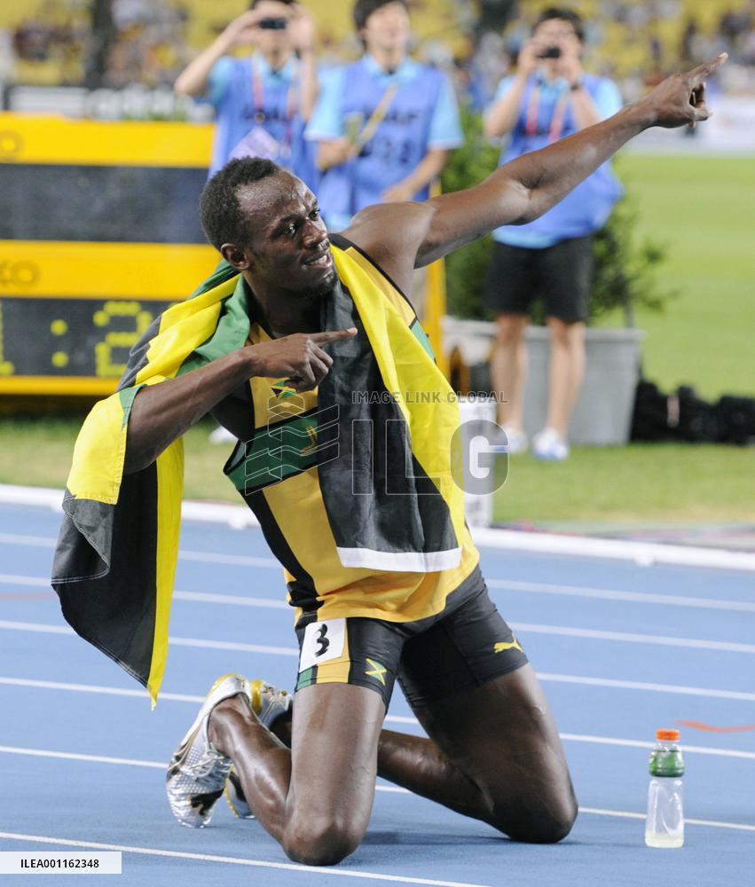 Bolt wins 200m at worlds