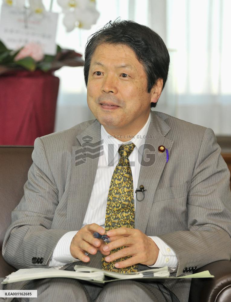 Justice minister calls for debate on death penalty