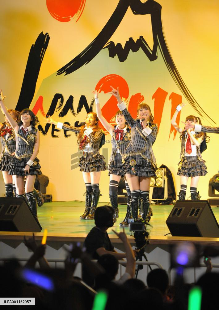AKB48 took stage in Shanghai