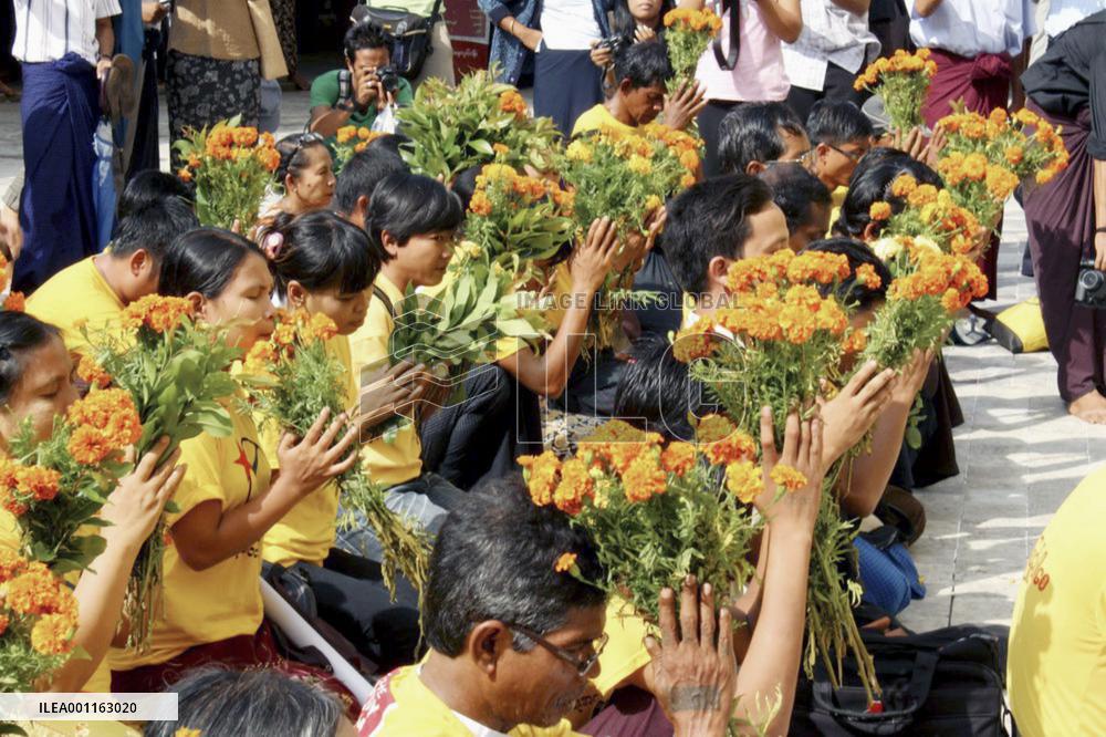 Commemorating crackdown on Yangon protest