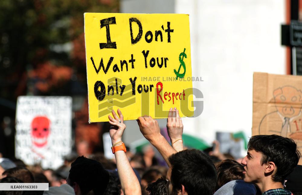 Demonstration in U.S.