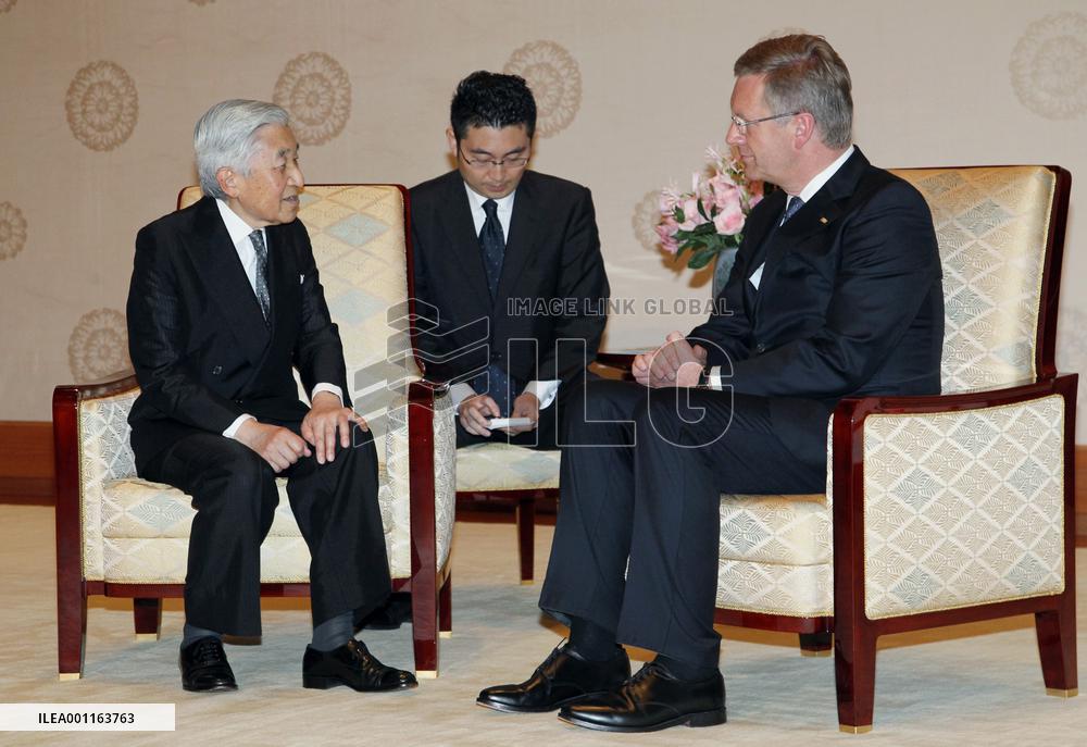 Japanese emperor meets German President Wulff