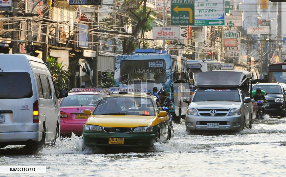 Inundated Bangkok street
