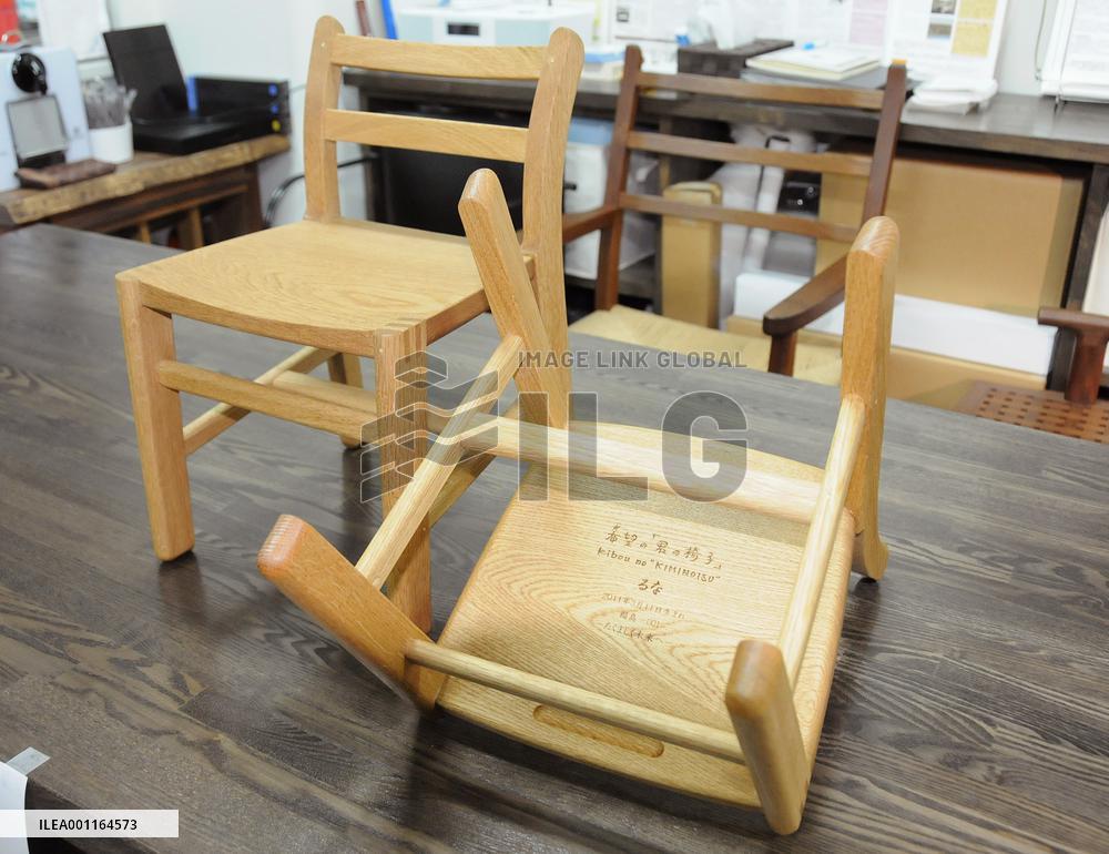 'One-and-only' chair for babies in disaster-hit areas