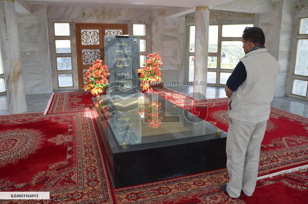 Massoud tomb