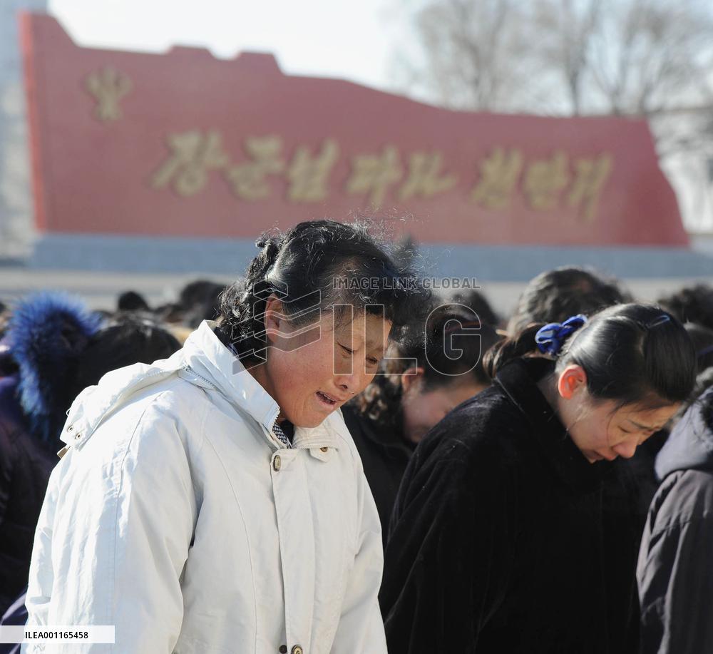 N. Koreans mourn Kim Jong Il