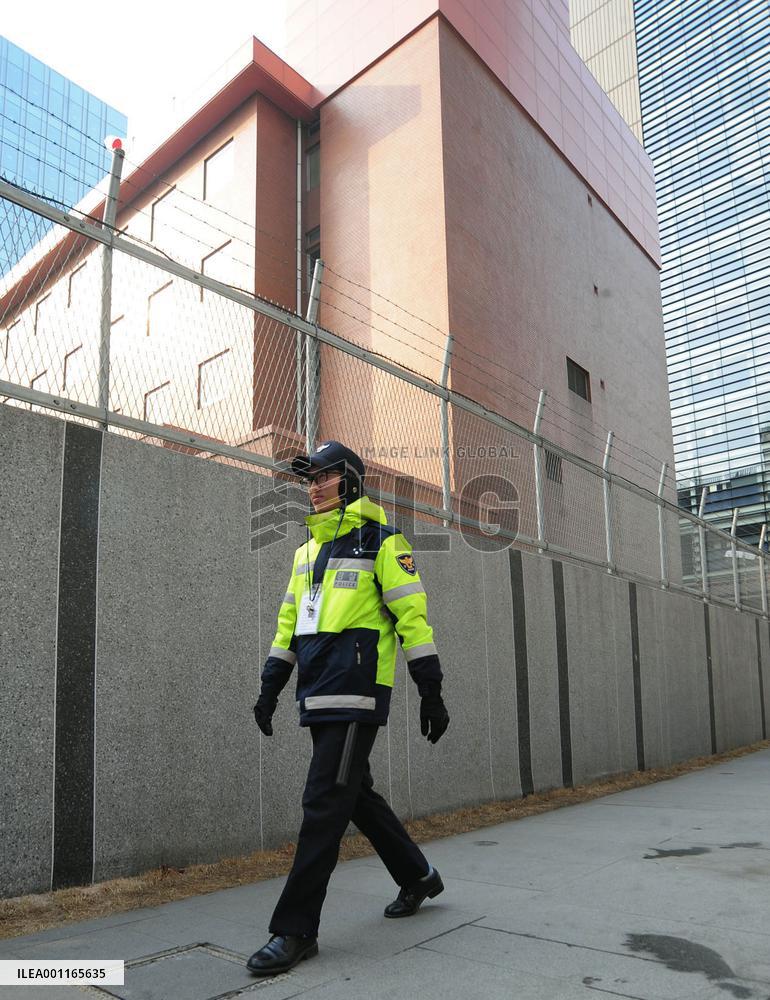 Firebombs tossed at Japan Embassy in Seoul