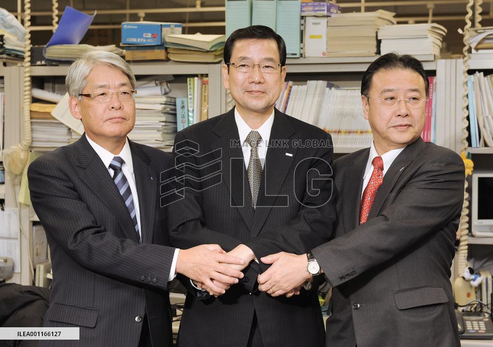 NKSJ group officials