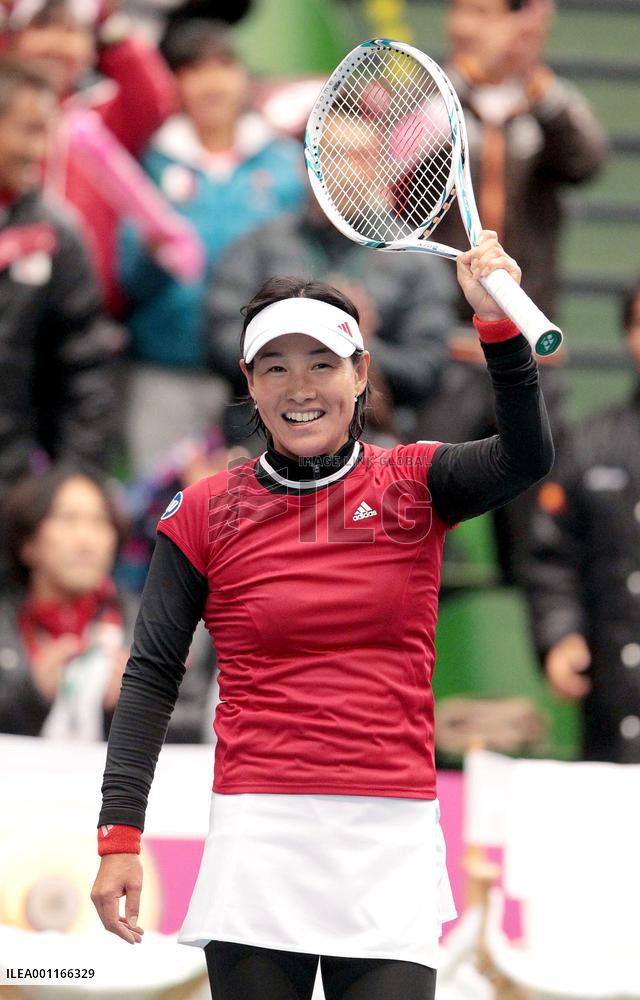 Date-Krumm in Fed Cup meet