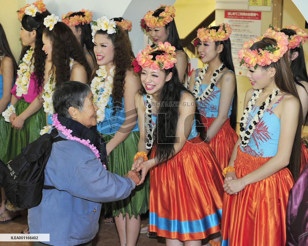 Fukushima spa resort fully reopens