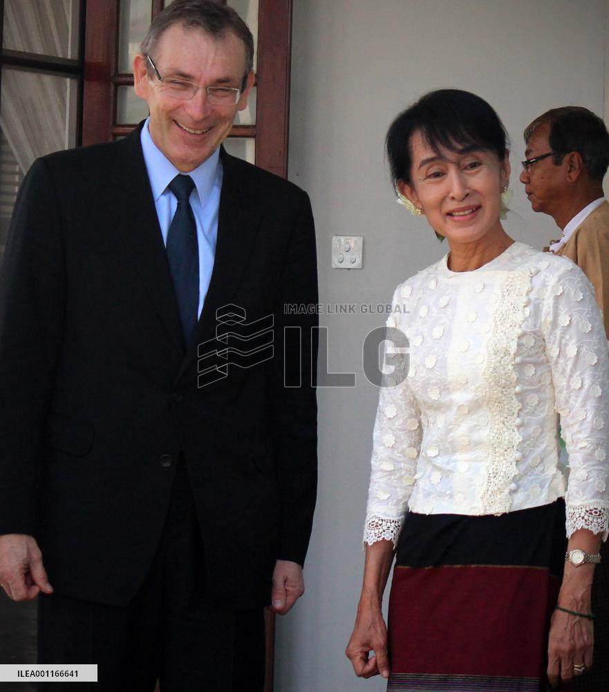 EU announces more aid for Myanmar reforms