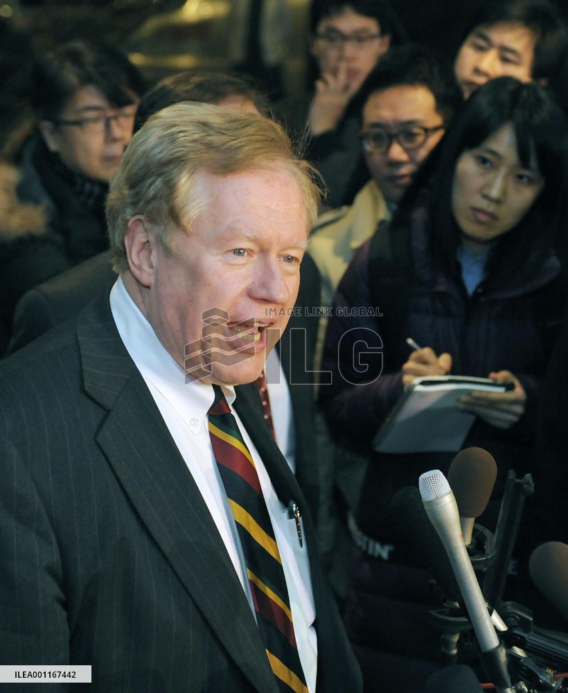 U.S., N. Korea hold talks in Beijing