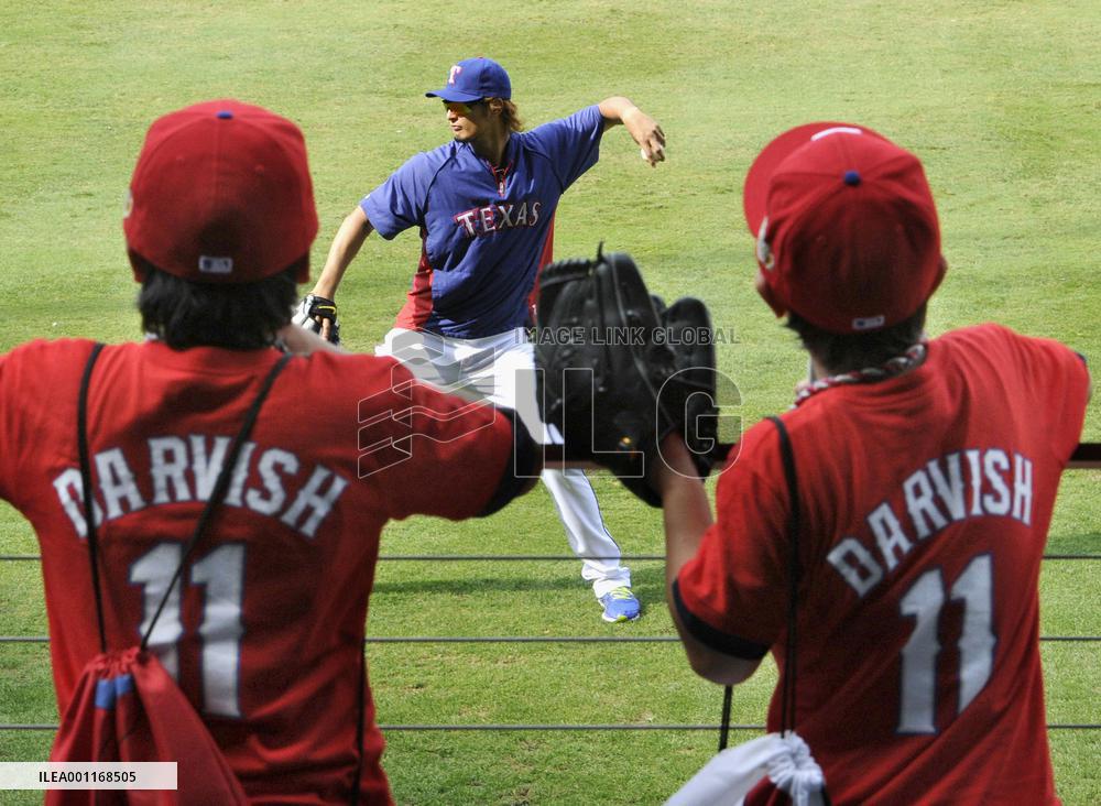 Darvish in practice