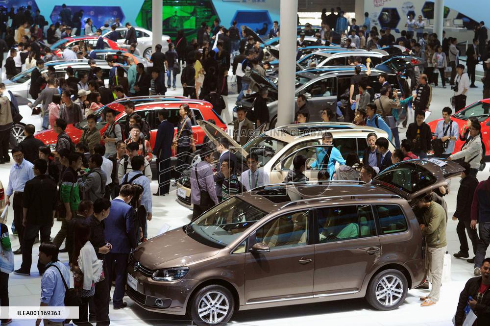 China auto sales up 5% in April