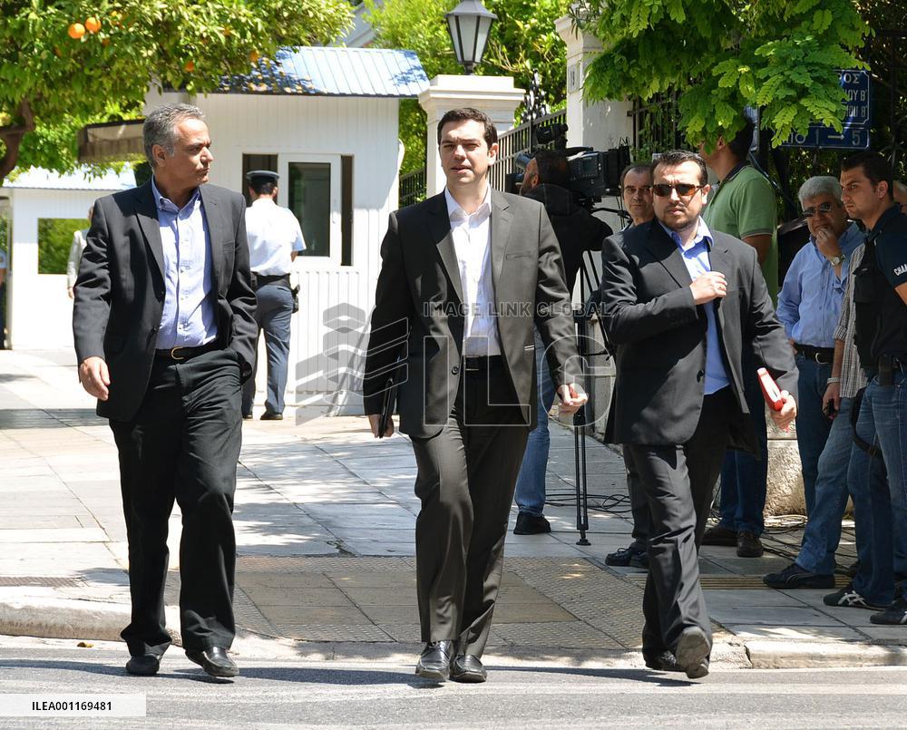 Greek coalition bid