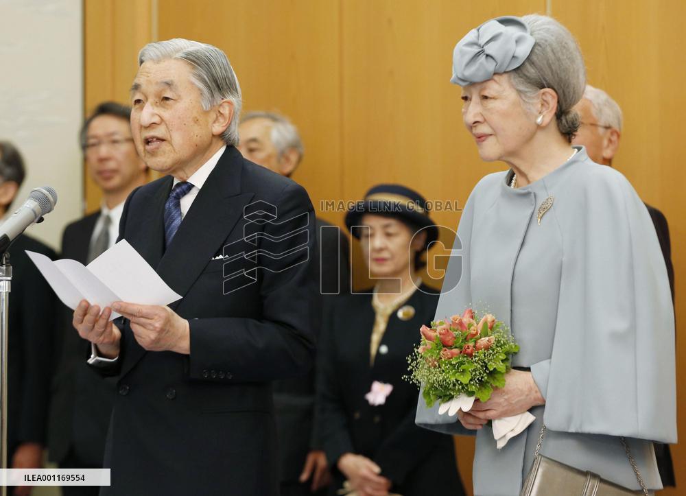 Emperor, empress leave for Queen Elizabeth's jubilee