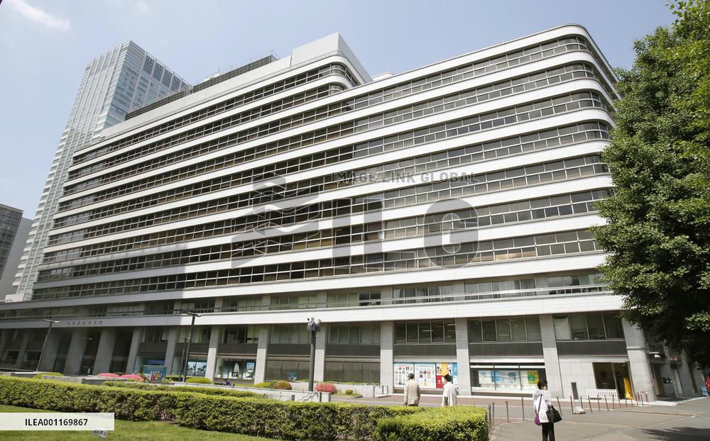 Electronics mulls shedding up to 14,000 jobs