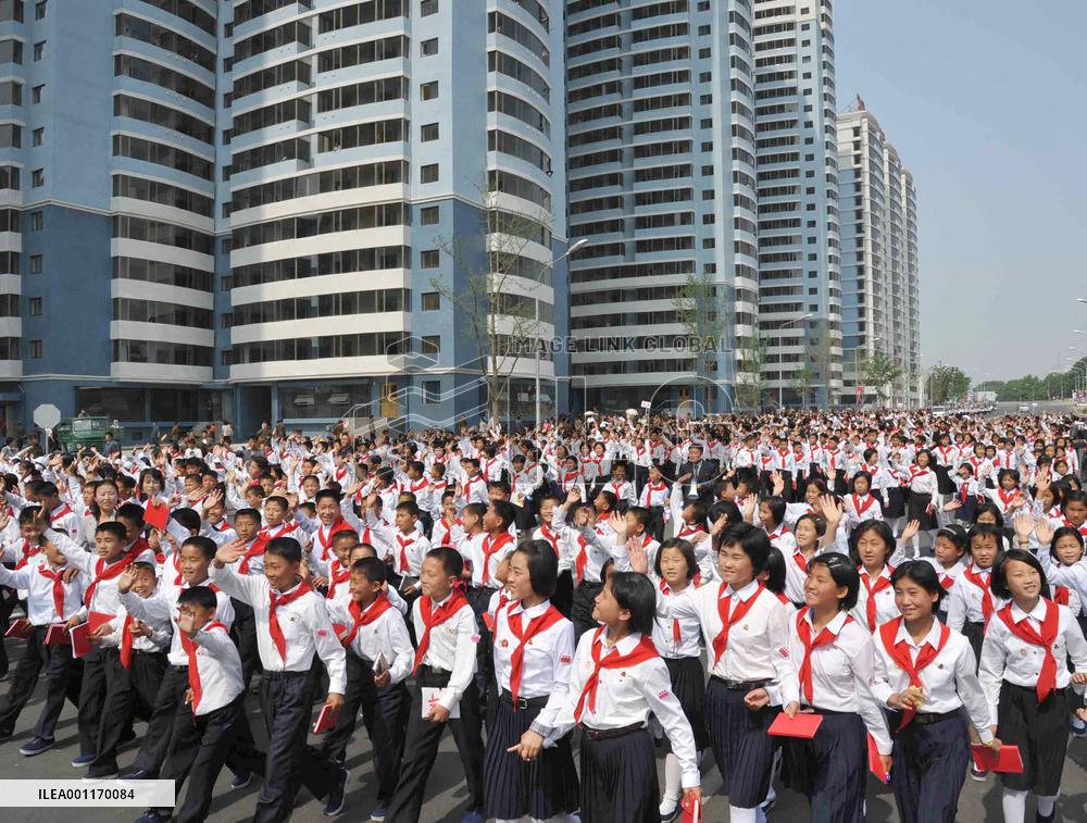 Children in Pyongyang