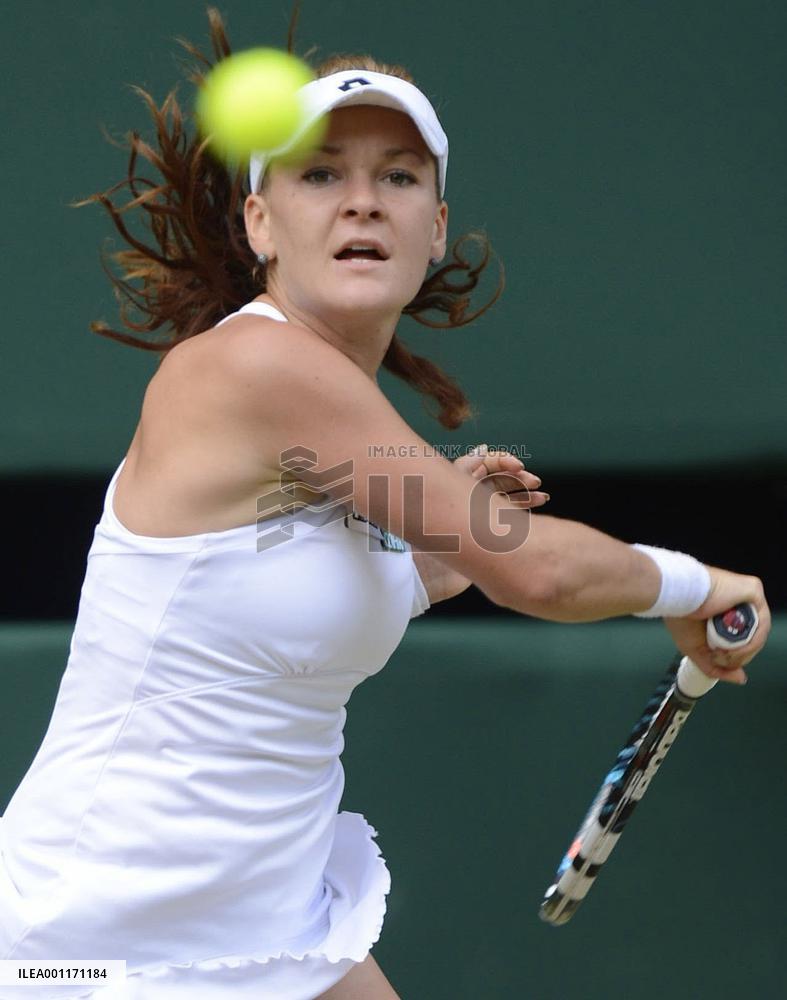 Radwanska advances to final at Wimbledon