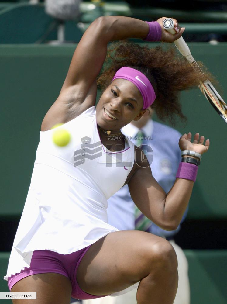 Serena Williams advances to final at Wimbledon