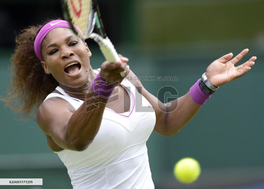 Serena Williams wins women's singles at Wimbledon