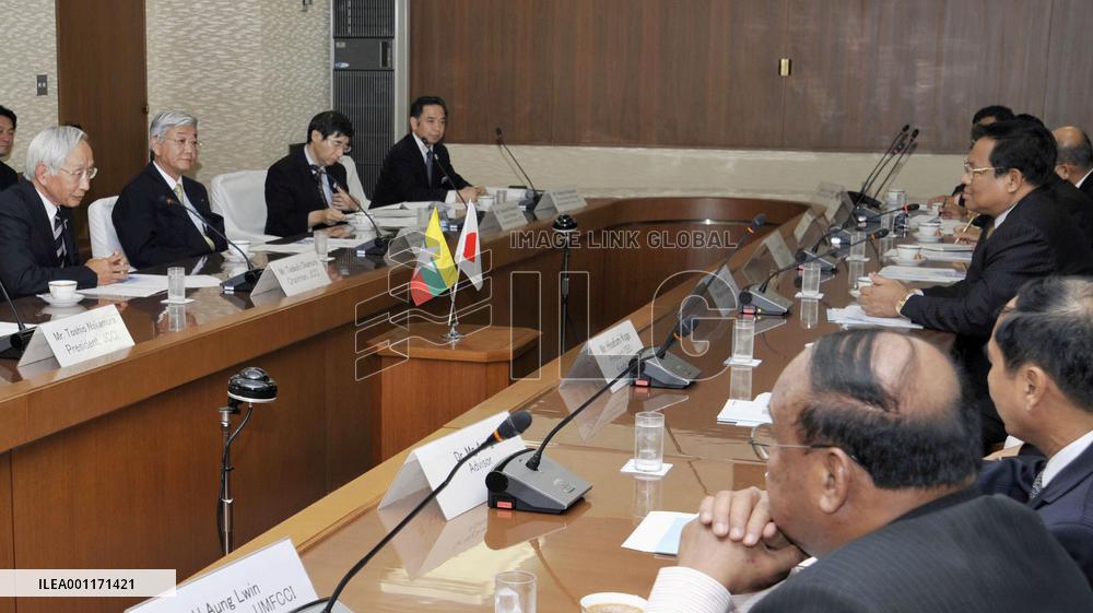 Myanmar commerce minister in Tokyo