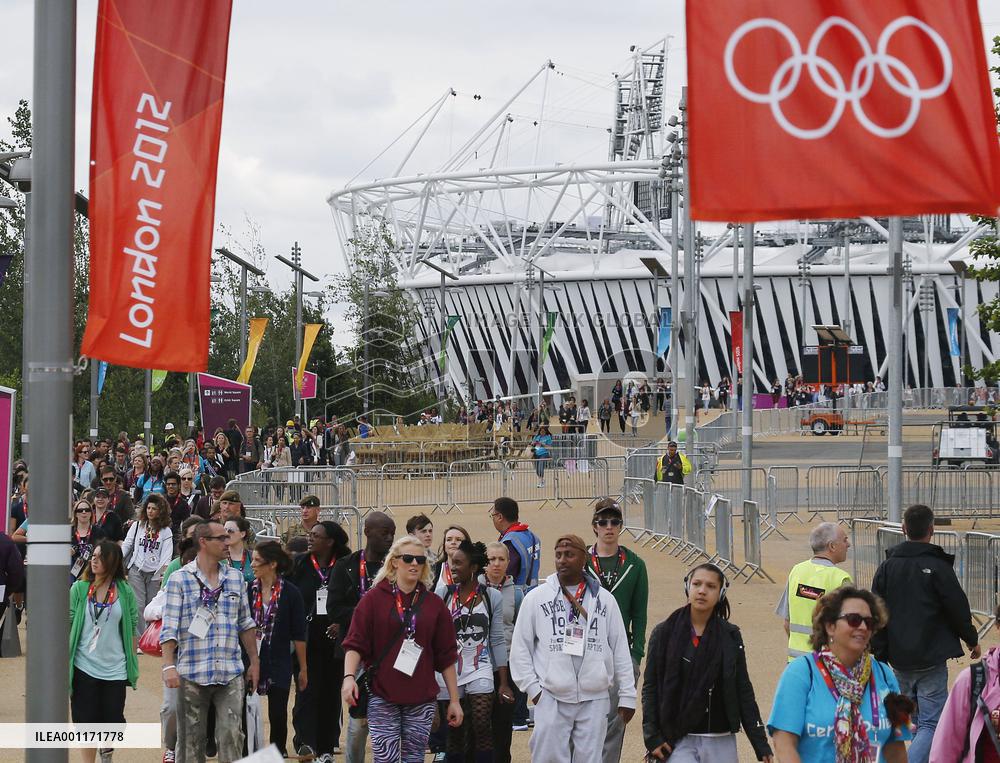 London busy before Olympics