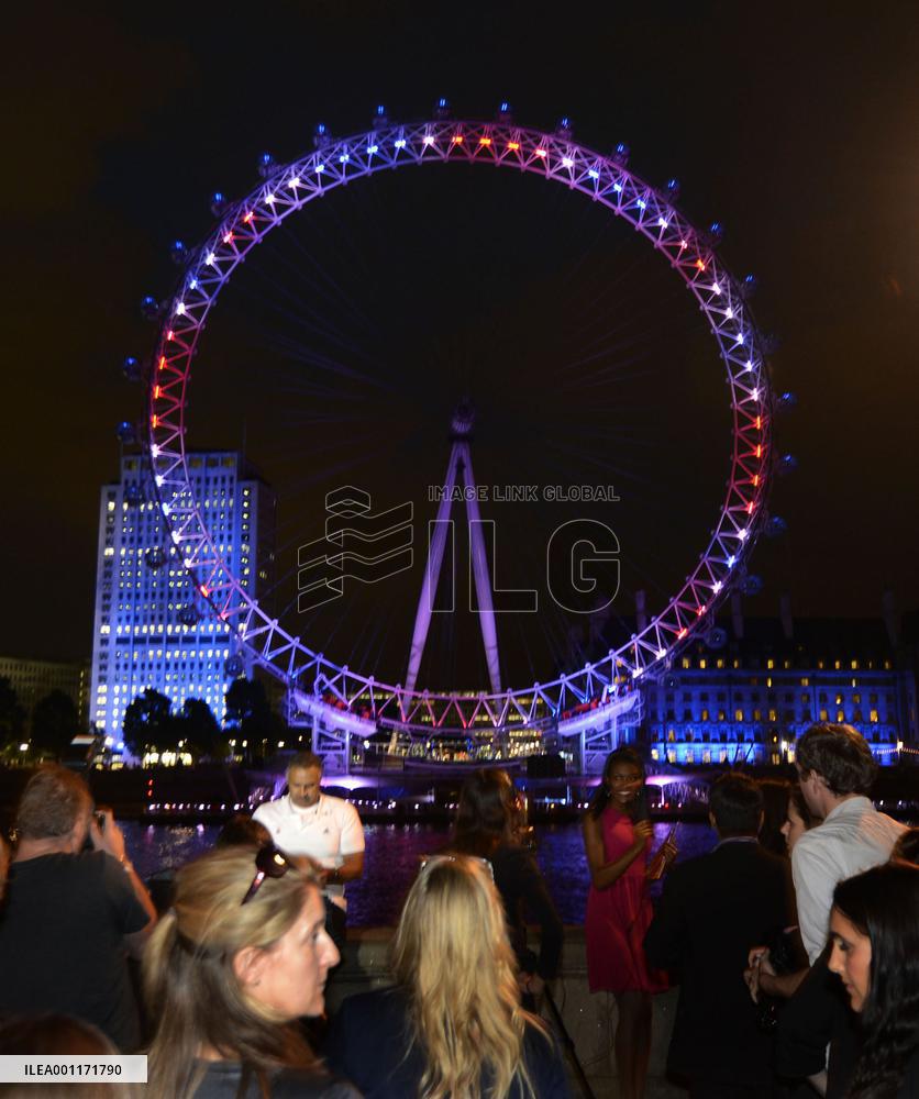 London Eye lit up before Olympics