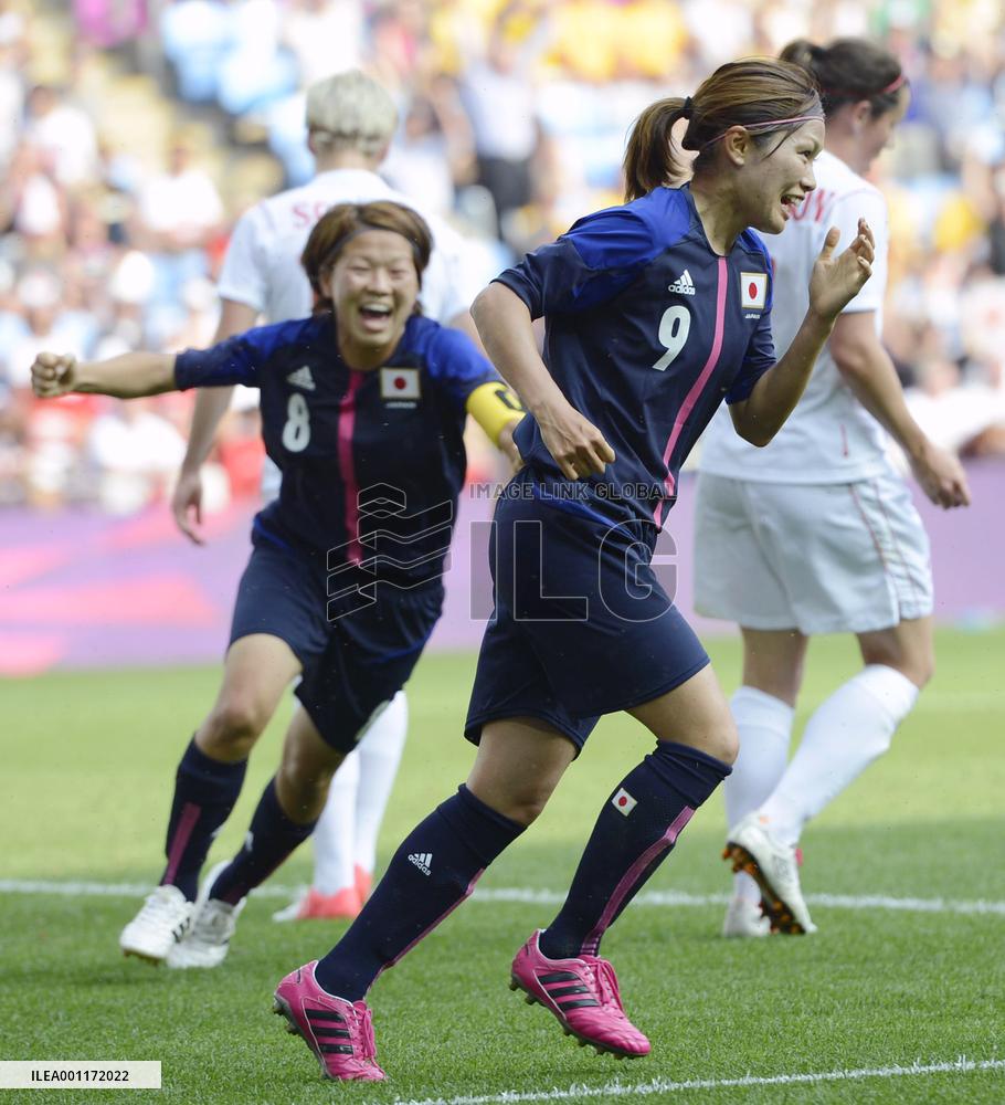 Japan beat Canada in Olympic women's soccer opener