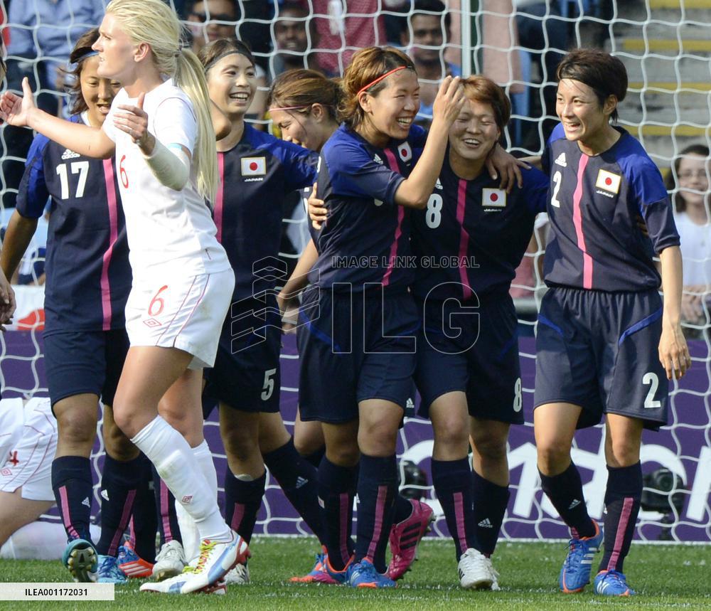 Japan beat Canada in Olympic women's soccer opener