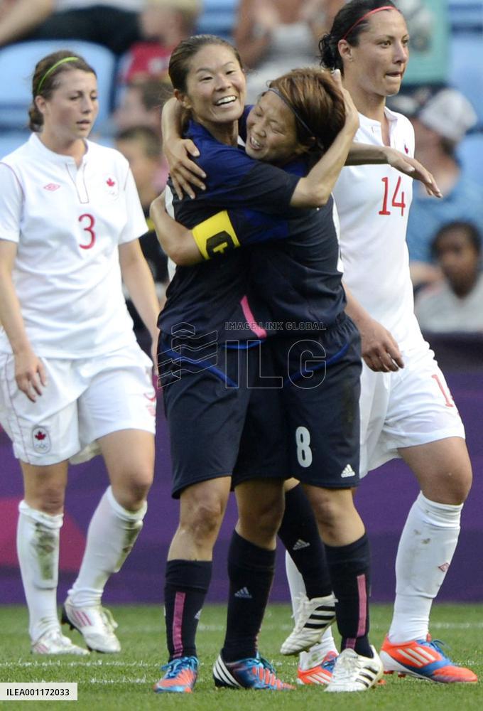 Japan beat Canada in Olympic women's soccer opener