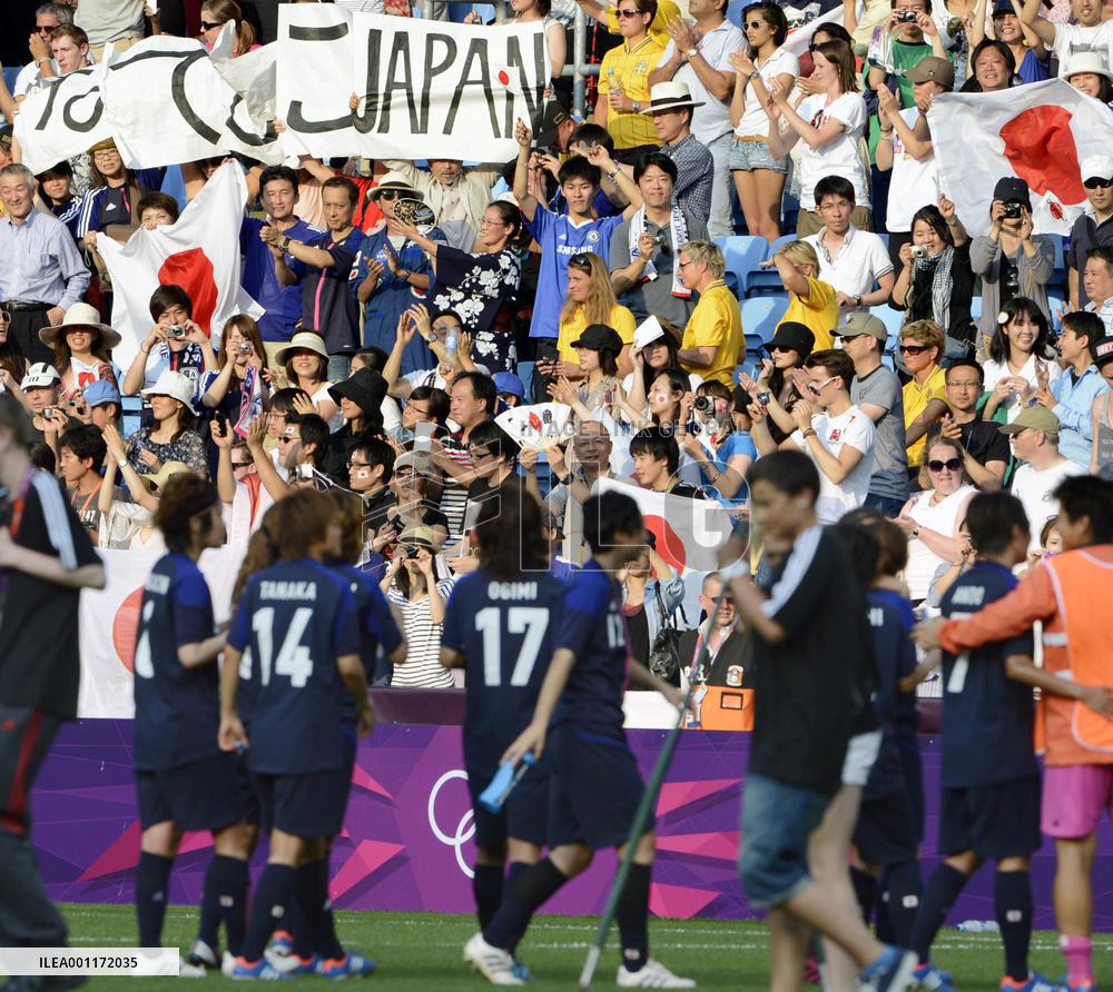 Japan beat Canada in Olympic women's soccer opener