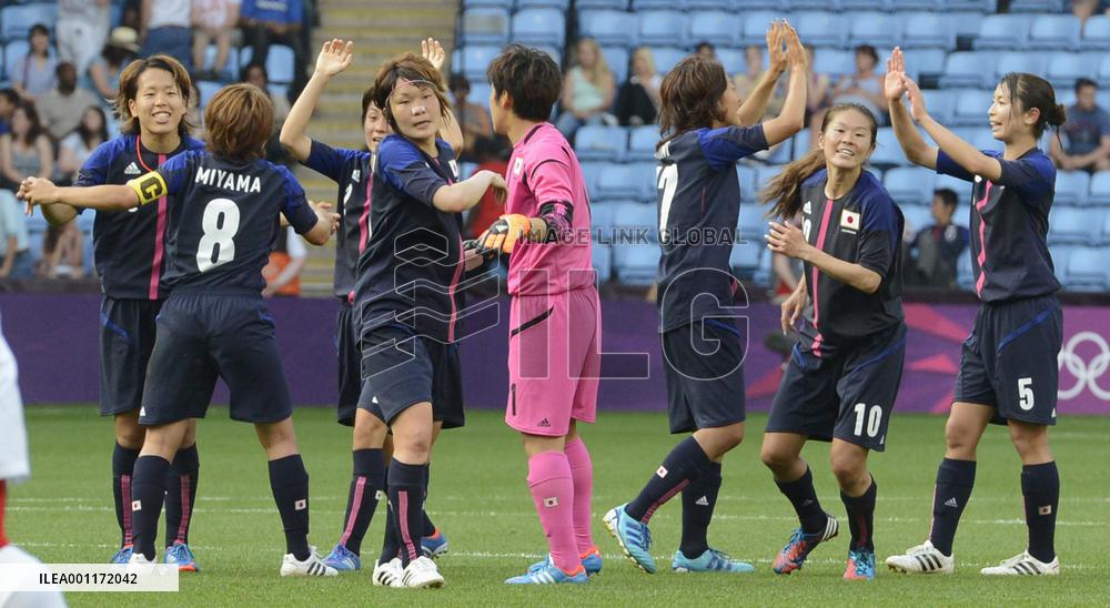 Japan beat Canada in Olympic women's soccer opener